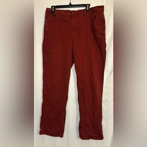 Gloria Vanderbilt Amanda Women’s Red Jean size 16 with Pockets